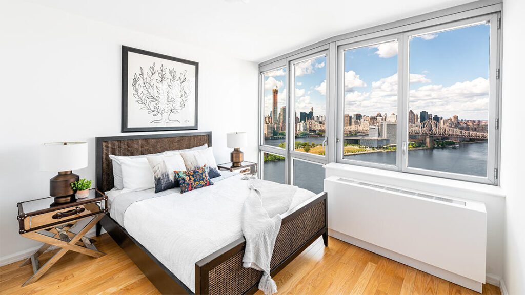 1-bedroom with balcony in Long Island City