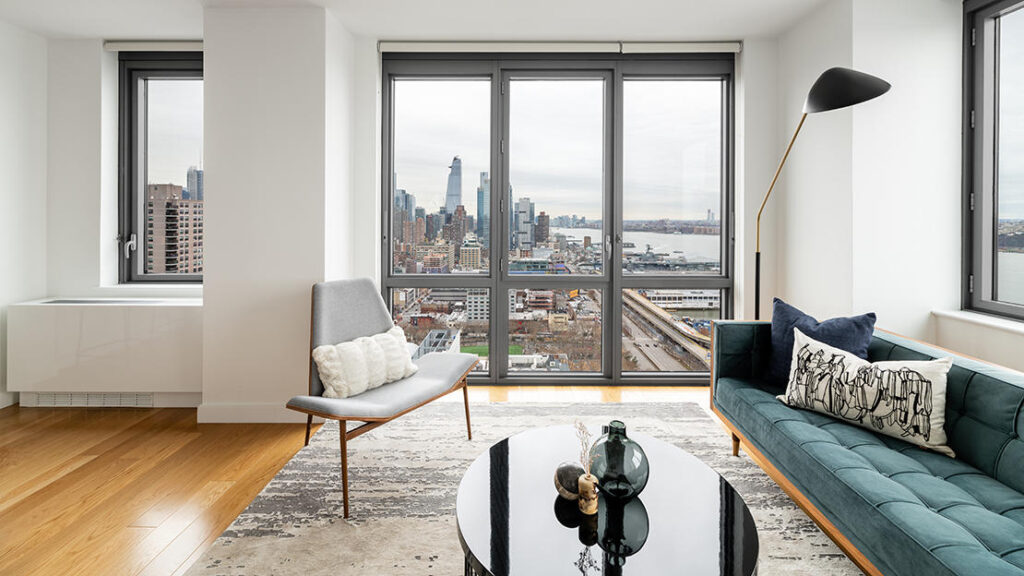 2-bedroom with washer/dryer in Midtown West