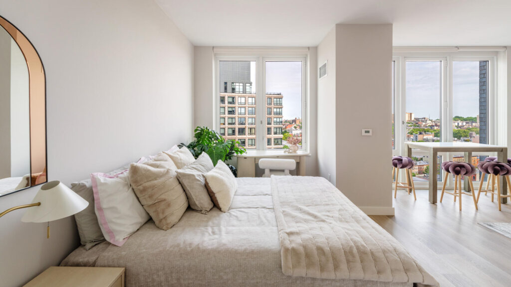 Corner 1-bedroom with washer/dryer in Prospect Heights