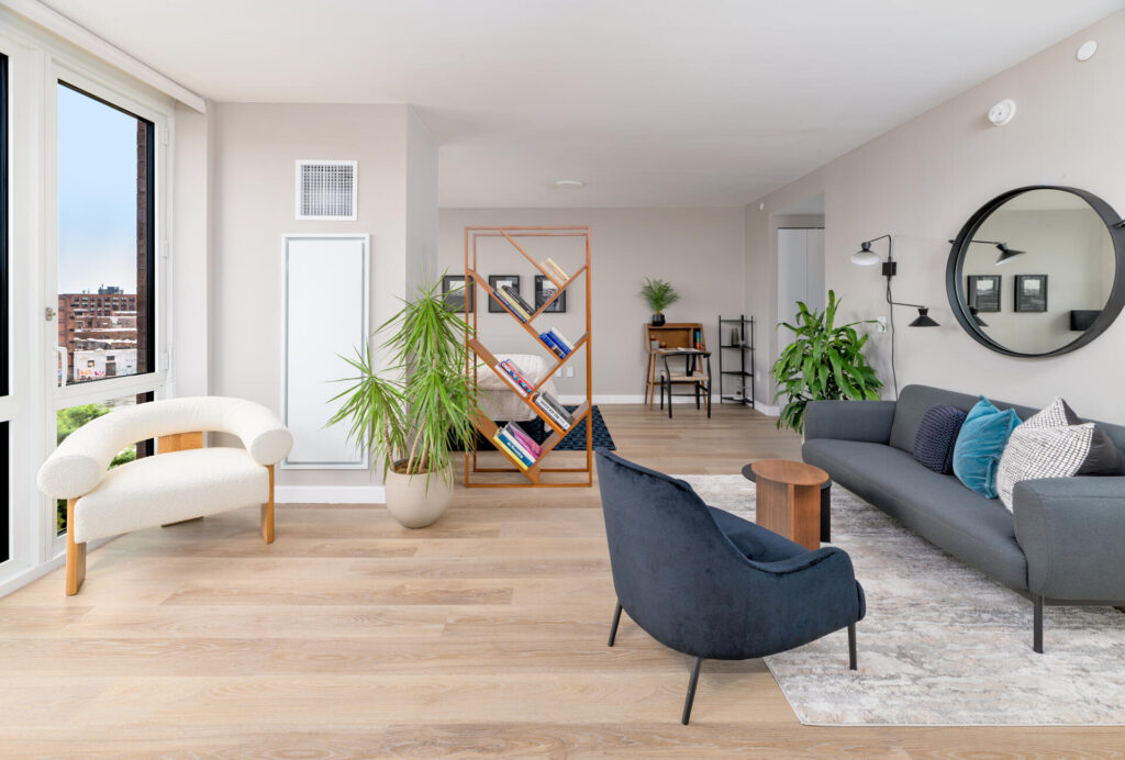 1-bedroom with washer/dryer in Hunter’s Point South